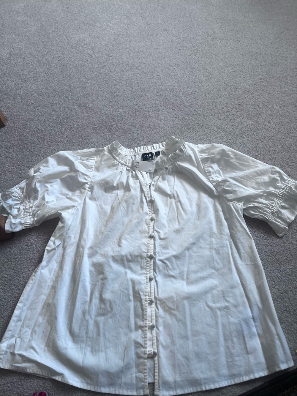 GAP White Ruffle Collar Button-Front Blouse